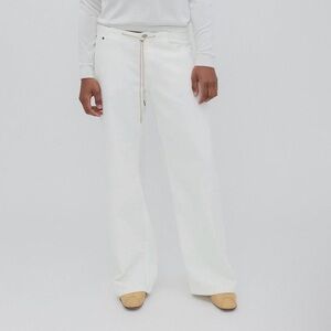 Women's White Straight Leg Jeans